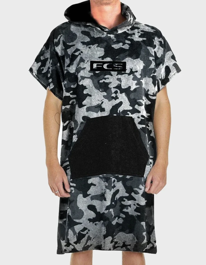 FCS TOWEL PONCHO ADULT CAMO BLACK