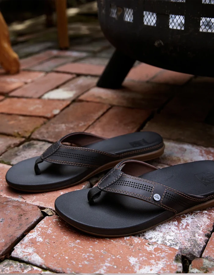 REEF SANDALS CUSHION LUX BROWN - Image 5