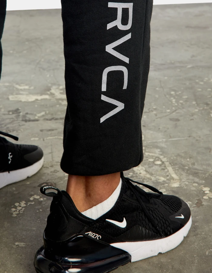 RVCA SWIFT SWEATPANT BLACK - Image 3